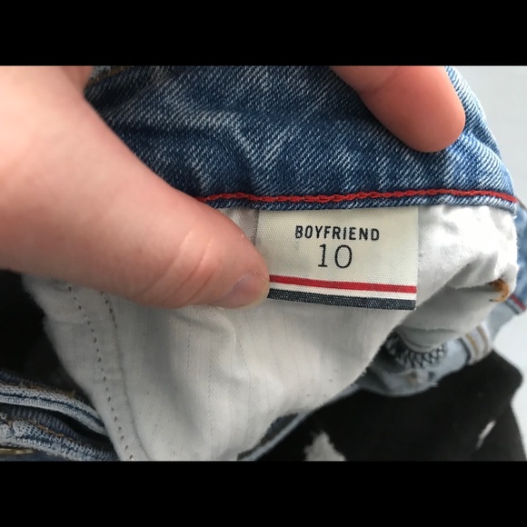 Tommy Hilfiger embroidered boyfriend jeans - Picture 6 of 12